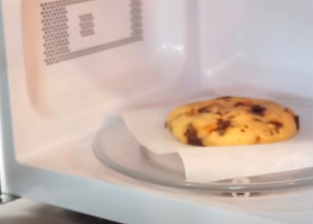 Can You Microwave Cookie Dough